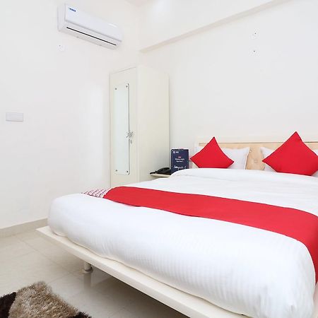 Oyo 13406 Hotel Golden Leaf Bareilly Ngoại thất bức ảnh