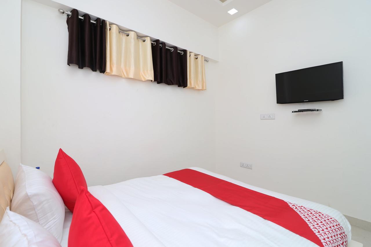 Oyo 13406 Hotel Golden Leaf Bareilly Ngoại thất bức ảnh