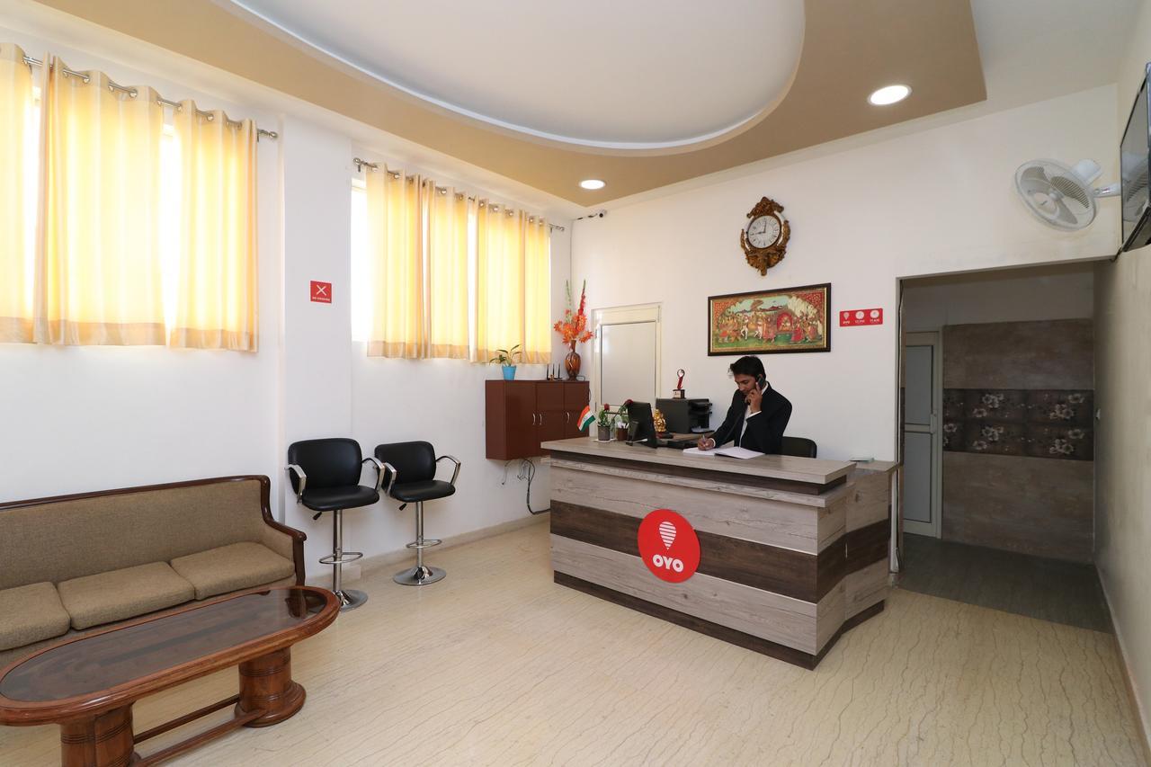 Oyo 13406 Hotel Golden Leaf Bareilly Ngoại thất bức ảnh