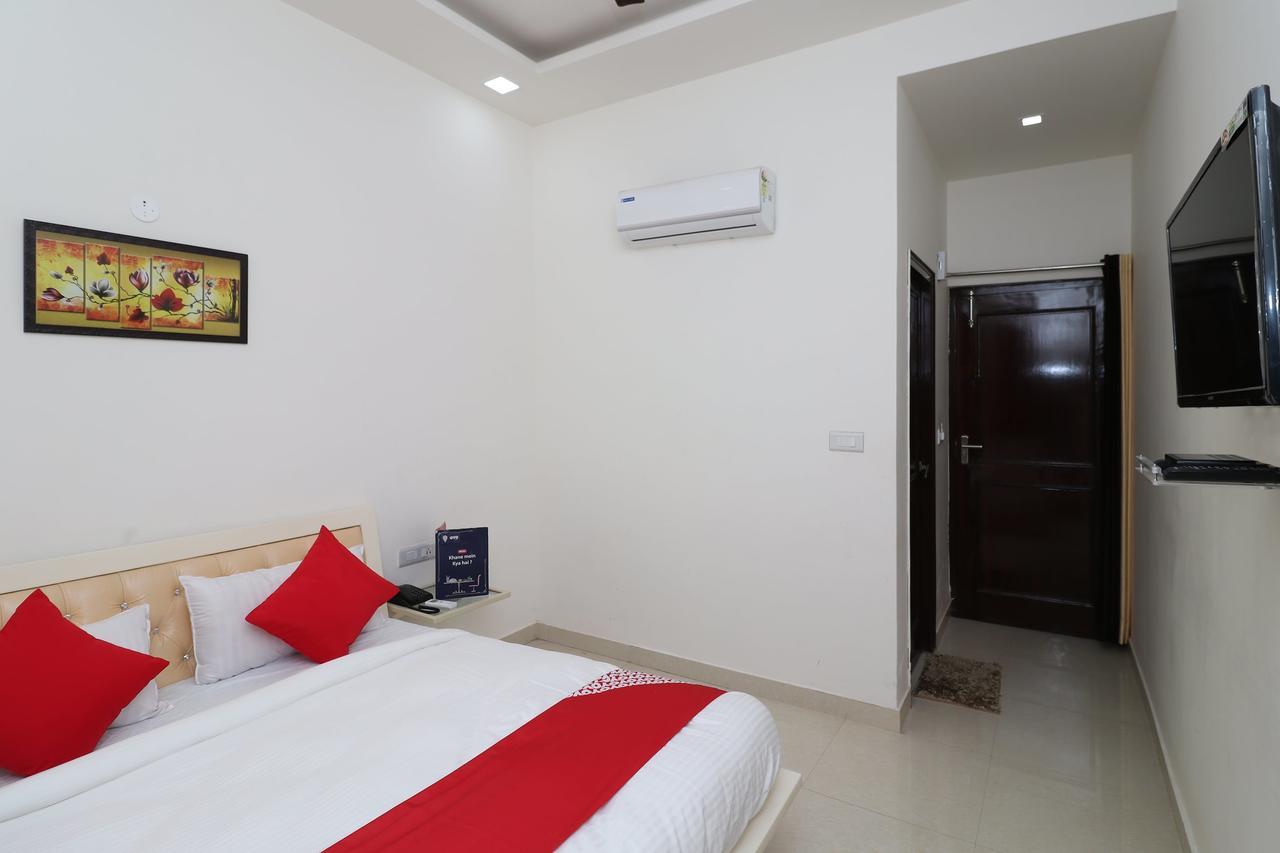 Oyo 13406 Hotel Golden Leaf Bareilly Ngoại thất bức ảnh