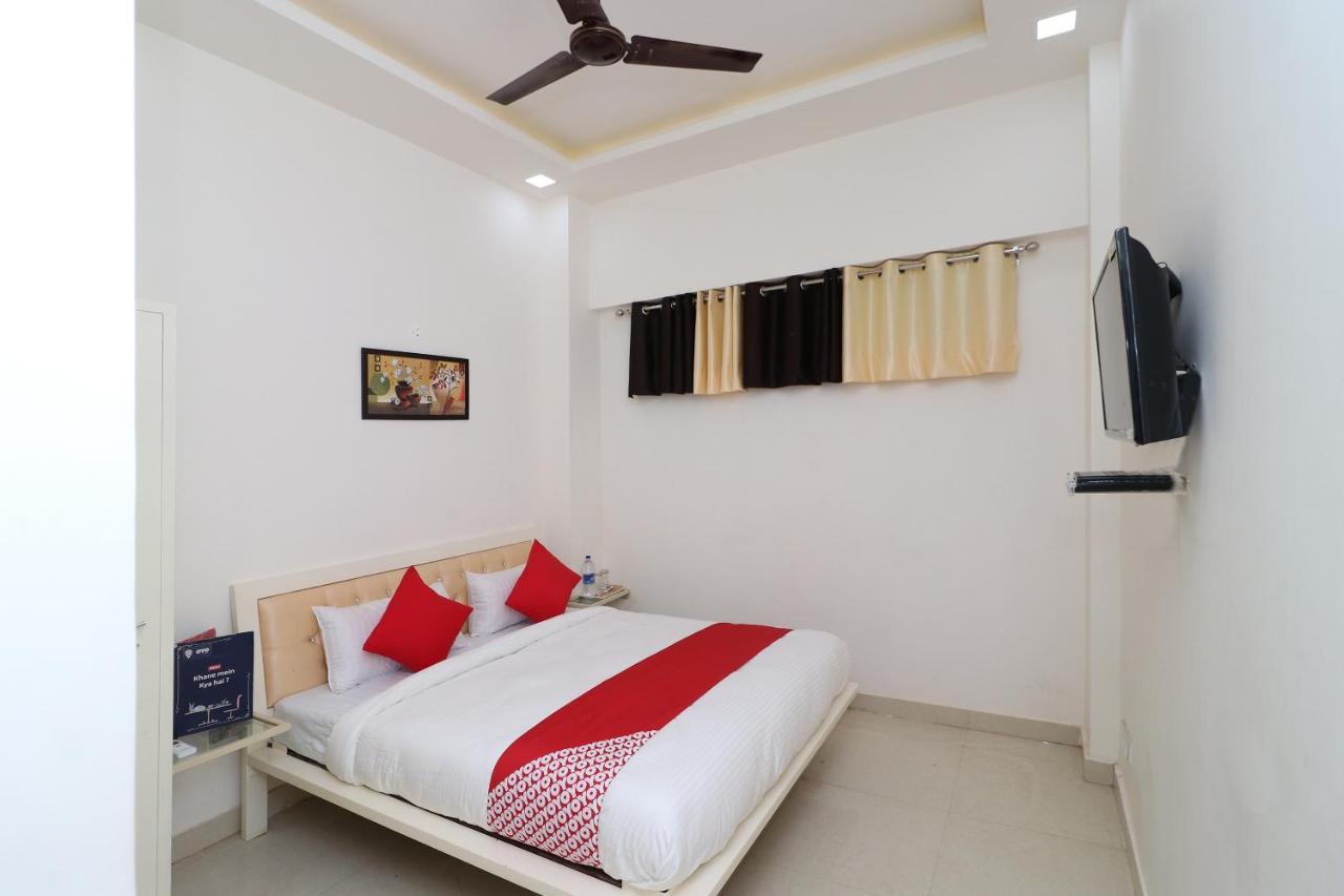 Oyo 13406 Hotel Golden Leaf Bareilly Ngoại thất bức ảnh
