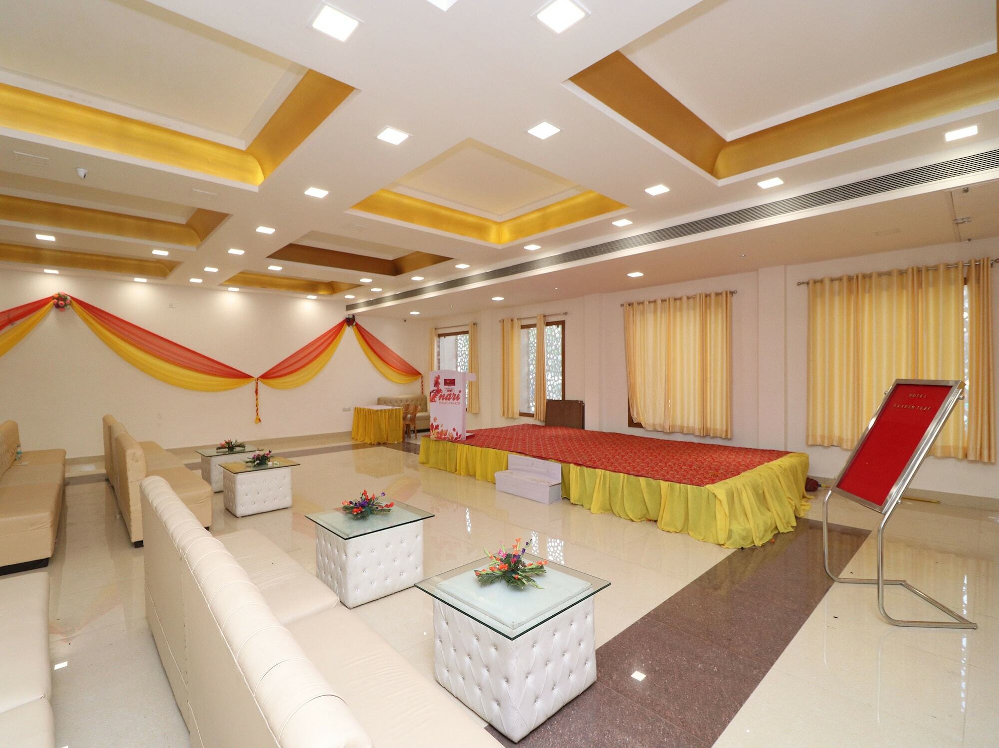 Oyo 13406 Hotel Golden Leaf Bareilly Ngoại thất bức ảnh